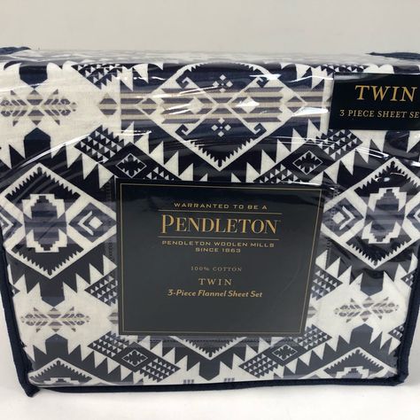 Pendleton Sheet Set Classic Pendleton Pattern 3 Pc Set Flat & Fitted Sheets W Pillowcase Twin Sized Soft 100% Cotton Flannel Legendary Pendleton Quality Brand New In Packaging Sizing/Details In Images Pricing Is Fair And Quite Firm . Please Let Us Know If You Have Any Questions. Pendleton Bedroom, Native American Bedroom, Pendleton Pattern, Pendleton Bedding, Native American Houses, Native American Home, Western Bedding, Western Bedroom, Elegant Living Room Design