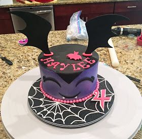 The Bake More: Easy Vampirina Cake with Spiderweb Drum Vampirina Cake, Vampirina Party, Bat Cake, Cake Halloween, Cupcake Inspiration, Cake For Her, Novelty Birthday Cakes, 5th Birthday Party Ideas, First Birthday Party Themes