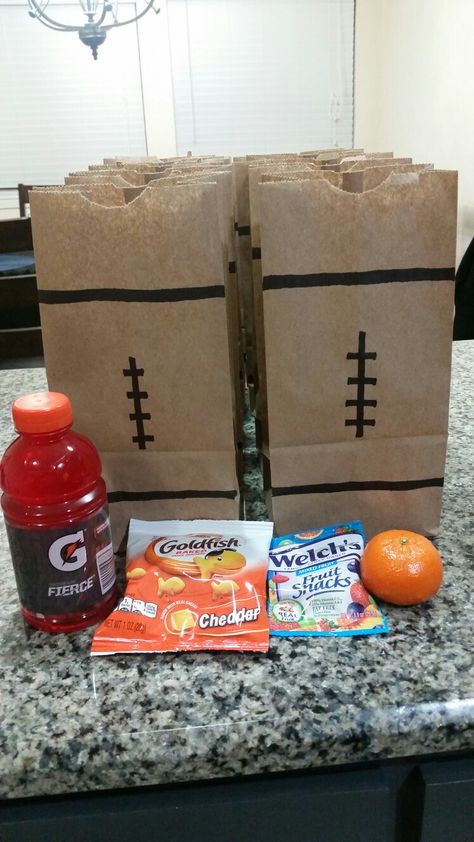 Football Game Day Snacks For Players, Flag Football Snack Bags, Best Snacks For Football Players, Snack Bags For Kids After Game, Team Mom Snack Ideas Football, Football Cheer Team Snacks, Cheerleading Snacks Team Mom Cute Ideas, Football Birthday Snacks, Flag Football Goodie Bags