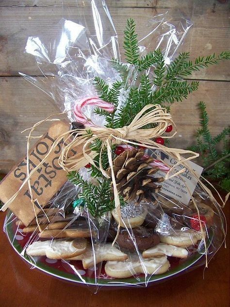 Cookies And Candy, Christmas Cookies Packaging, Săpunuri Handmade, Christmas Cookies Gift, Christmas Gift Packaging, Christmas Food Gifts, Cookie Packaging, Christmas Gift Basket, Mom Christmas