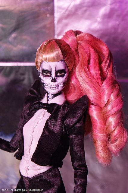 Lady Gaga Born this Way Barbie doll by Chuck Belich by Chuck♥Belich, via Flickr Zombie Barbie, Barbie Halloween, Bad Barbie, Im A Barbie Girl, Skull Face, Barbie I, Barbie Friends, Barbie Collector, Barbie World