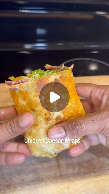 Chicken Ceaser Wraps Recipe, Wraps Healthy Lunch, Caesar Chicken Wrap, Cheese Crusted Chicken, Chicken Bacon Wrap, Chicken Caesar Wrap Recipe, Healthy Lunch Dinner, Chicken Wraps Healthy, Chicken Breast With Bacon