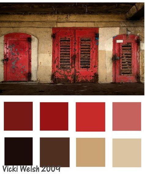 I know this looks pretty dark but I think this would work for the room I am thinking about. With the darker beige on the walls and the lighter one on the bedding with pops of color of red on the bed, in pictures and black bed frame and dresser. Door Quilt, Palette Kitchen, Quilt Colors, Red Palette, Red Doors, Trendy Kitchen Colors, Door Living Room, Chocolate Cranberry, Door Bedroom