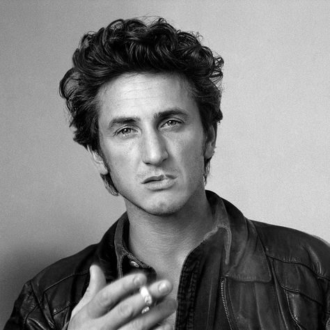 Sean Penn Young, Pinterest Tags, 18x24 Poster, 80s Actors, Beginner Photo Editing, Homburg, Actors Male, Sean Penn, Best Portraits