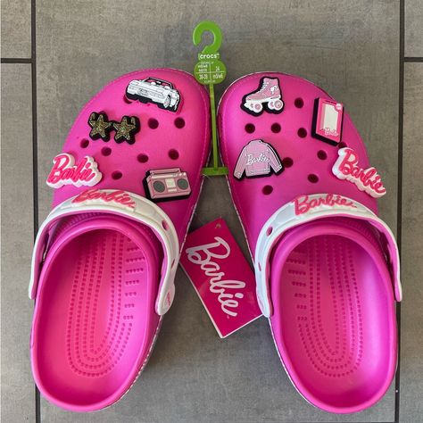 Special Edition Barbie Crocs From Barbie The Movie 2023 New With Tags Size W8 (M6) Barbie Crocs, Barbie The Movie 2023, Aesthetic Crocs, Barbie Classic, Crocs Wedges, Yellow Crocs, Disney Frozen Birthday Party, Barbie The Movie, Black Crocs