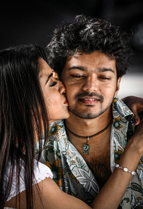 https://flic.kr/p/2ni9kmS | Thalapathy Vijay | Jenish Retouch Pokkiri Vijay Images Hd, Pokkiri Vijay Asin Hd Wallpaper, Pokkiri Vijay Images, Pokkiri Vijay, Anushka Images, Instant Motivation, Asin Thottumkal, Actor Vijay, Status Wallpaper