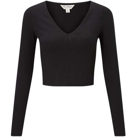 Miss Selfridge Black Long Sleeve V-Neck Crop Top ($20) ❤ liked on Polyvore featuring tops, black, crop top, miss selfridge tops, fitted crop top, v-neck tops and v neck crop top Consert Outfits, Deer Photography, V Neck Long Sleeve Top, V Neck Crop Top, Fitted Crop Top, Black Long Sleeve Crop Top, Chicago Pd, Workout Crop Top, Tops Black