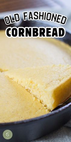 This is the best cornbread you'll ever make! Moist on the inside with perfectly crunchy edges, this easy homemade cornbread recipe is made from scratch and has just the right amount of sweetness. This old fashioned recipe is the ultimate side dish for any meal! Cornbread Easy Recipe, Cornbread Recipes Homemade, Clean Cornbread Recipe, Old Fashioned Cornbread Recipe, Easy Cornbread Recipe Simple, Mayo Cornbread, Southern Homemade Cornbread, White Cornbread Recipe, Home Made Cornbread