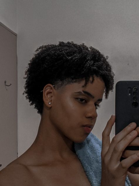 Afro Mullet 4c Hair, 4c Mullet, Undercut Afro, Afro Mullet, Undercut Curly Hair, Long Curly Hair Men, Natural Hair Haircuts, 3c Natural Hair, Blonde Afro