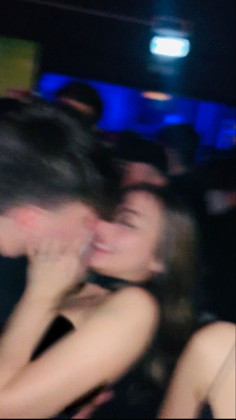 Partying With Boyfriend, Kissing In The Club Party, Party Making Out Aesthetic, Me And Bae Kiss, Party Kiss Couple, Couples Clubbing, Couple In Party Aesthetic, Party Kiss Aesthetic, Club With Boyfriend