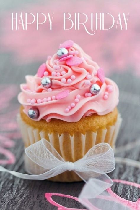 Easy Valentines Snacks, Happy Birthday Wishes For Her, Birthday Greetings For Women, Cool Happy Birthday Images, Funny Happy Birthday Images, Birthday Wishes For Her, New Birthday Cake, Cupcake Pictures, Birthday Greetings Funny