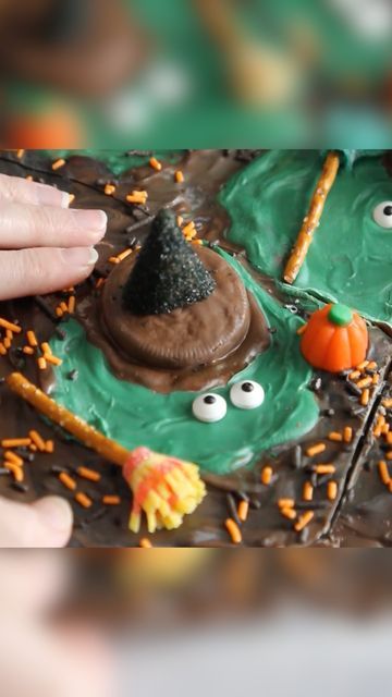 Melted Witch Bark, Melting Potatoes, Short Hair Over 60, Halloween Food, Halloween Recipes, Recipe Of The Day, Food Network, Food Network Recipes, The Recipe