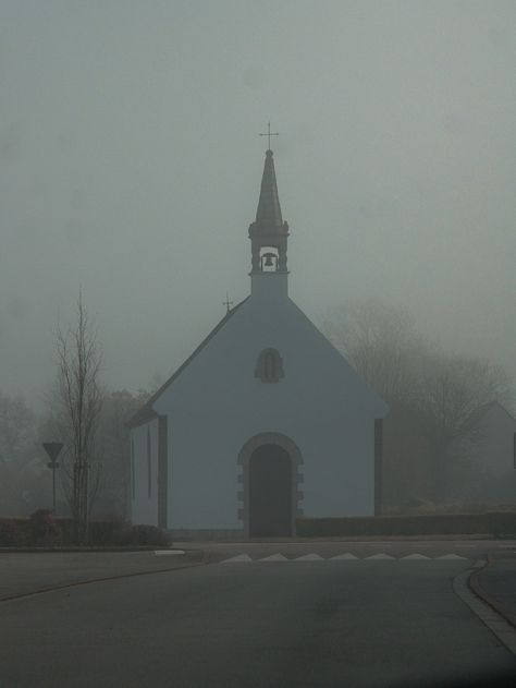 Supernatural Town Aesthetic, Haunted Places Aesthetic, Creepy Small Town Aesthetic, Ghost Town Aesthetic, Point Nemo, Louisiana Aesthetic, Ghost Aesthetic, Morning Clouds, Book Poetry