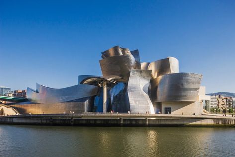 Deconstructed Architecture, Gehry Architecture, Peter Eisenman, Guggenheim Museum Bilbao, Santiago Calatrava Architecture, Deconstructivism, Daniel Libeskind, Vitra Design Museum, Rem Koolhaas