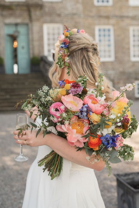 Wildflower Bridal Bouquets, Wildflower Wedding Theme, Wildflower Wedding Bouquet, Weddings By Color, May Weddings, June Wedding, Wildflower Bouquet, Garden Party Wedding, Wildflower Wedding