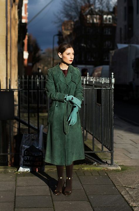 The Sartorialist Jenny Walton, The Sartorialist, Winter Jumpsuit, Looks Street Style, Street Style Inspiration, Street Chic, Mode Inspiration, Mode Style, Well Dressed