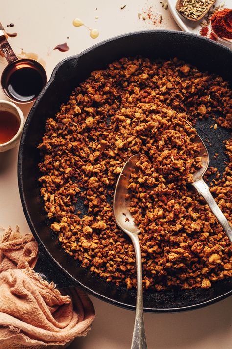 Sausage Crumbles Recipes, Turkey Sausage Crumbles Recipe, Italian Sausage Spices, Crumbles Recipes, Recipes With Sausage, Vegan Italian Sausage, Sausage Spices, Tempeh Recipes, Minimalist Baker