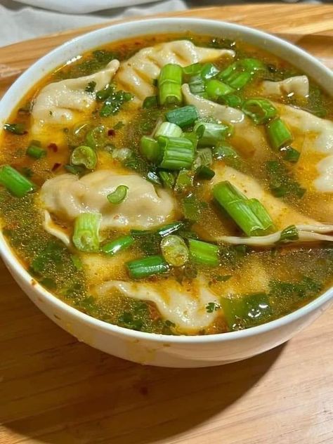 Paula Deen Recipes For Family | WONTON  SOUP 😋🤤🔥🔥 | Facebook Homemade Wonton Soup, Paula Deen Recipes, Rice Wine Vinegar, Rice Wine, Wine Vinegar, Paula Deen, Ground Pork, Sesame Oil, Bar Cafe