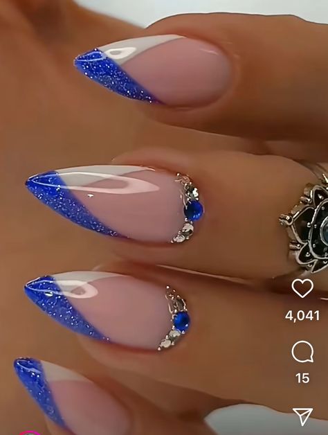 Sapphire Blue And Silver Nails, Nail Ideas Blue And Silver, Teal Color Nails Designs, Blue Sparkly Nail Designs, Nail Ideas For Almond Shape, Nails To Match Royal Blue Dress, Nails To Match Navy Dress, Navy Gel Nails, Blue And Silver Nails