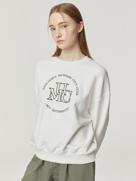 Editor's NotesNCOVERâs t-shirt gives a casual and minimal look with graphic print detail. It is made of cotton. This is great to style with various bottom wears creating simple wear. Wear this item with pants or a dress for a stylish look. - Classic design long-sleeve sweatshirt- Crewneck and a dropped shoulder- Comfortable fit and relaxed fit - Must-have item and easy to coordinateMeasurements(in.)One size (XS-M)- Total length: 24.01 in.- Chest: 24.80& Stella Fashion, Simple Crewneck, Arch Logo, Crewneck Design, Minimal Look, Sweatshirt Crewneck, Logo Sweatshirt, Mens Bottom, White Sweatshirt