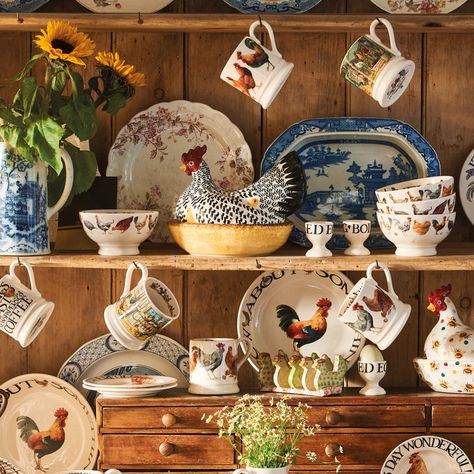 Emma Bridgewater Dresser, Dish Room, Cottage House Interior, Kitchen Utility Room, Display Collections, Pumpkin Cottage, Emma Bridgewater Pottery, Styling Shelves, Dresser Ideas