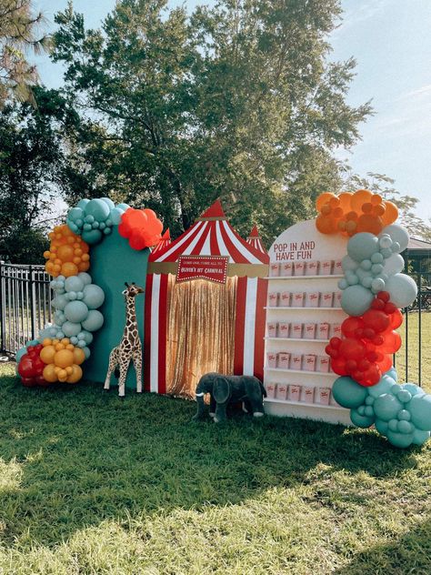 Circus / Carnival Birthday Party Ideas | Photo 13 of 24 | Catch My Party Carnival Theme 2nd Birthday Party, 5 Ring Circus Birthday Party, Carnaval Party Theme, Backyard Carnival Party, Circus Theme 3rd Birthday Party, Circus Themed 1st Birthday Party, Circus Themed Decorations, Carnival Theme 1st Birthday Boy, Carnival 3rd Birthday Party