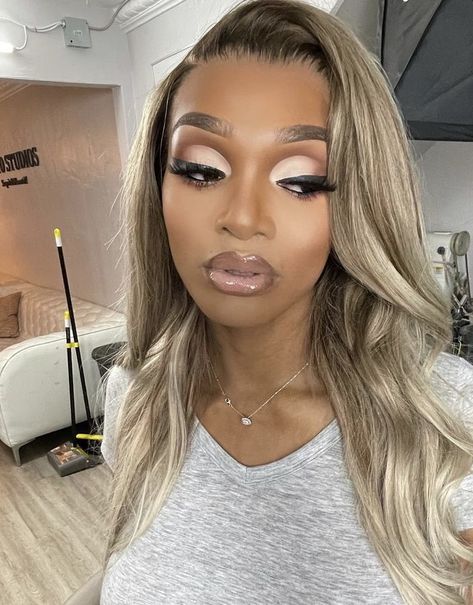 Nude Cut Crease Makeup, Cut Crease Eyeshadow, Crease Makeup, Cut Crease Makeup, Full Glam, 23rd Birthday, Nude Makeup, Glamour Makeup, Makeup For Black Women