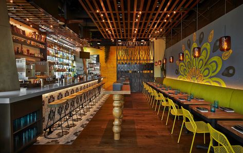 16 restaurants using bright colors the right way #SOdomino #interiordesign #building #restaurant #bar Cantina Decor, Mexican Restaurant Design, Mexican Restaurant Decor, Colorful Restaurant, Cafe Interiors, Mexican Bar, Resturant Design, Taco Restaurant, Restaurant Identity