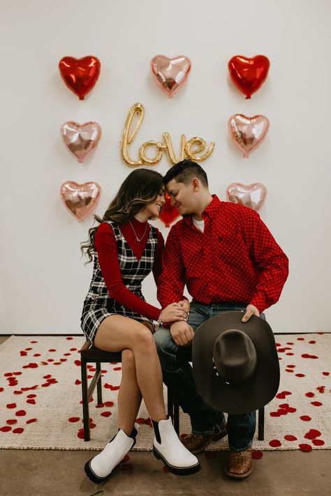 Couples photo shoot with red outfits and cowboy hat
#love
#Valentinesday
#couples
#redoutfits
#cowboyhat
#cowboyboots
#whiteboots
#heart
#heartballons
#inlove
#thisislove
#pinkhearts
#redhearts Valentine Couple Outfits, Valentines Photography Couples, Valentine Mini Session, Family Valentines Day, Valentine Photo Shoot, Valentine Picture, Studio Portrait Photography, Valentines Couple, Valentines Day Photos