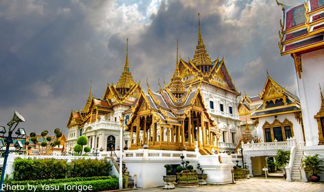 Grand Palace Bangkok Thailand Thailand Ootd Travel Outfits, Open Pavilion, Grand Palace Thailand, Bangkok Bucket List, Bangkok Temples, Bangkok Outfit, Bangkok Skyline, Bangkok Photos, Thailand Country