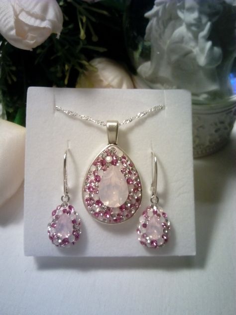 Rose water opal Swarovski crystals in Ceralun jewelry set. Crystals In Resin, Resin Pendant Diy, Rose Water Opal, Water Opal, Resin And Wood Diy, Epoxy Clay, Book Crafts Diy, Resin Crafts Tutorial, Alcohol Ink Crafts