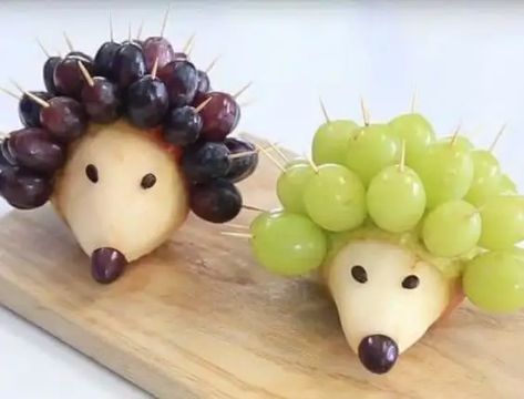 35+ Adorably Cute Food Ideas - HubPages Cute Food Ideas, Sandwich Shapes, Kreative Snacks, Fruit Animals, Decorações Com Comidas, Food Art For Kids, God Mad, Creative Food Art, Food Carving