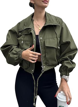 Cropped Trench Coat Outfit, Womens Cropped Jacket, Cropped Trench Coat, Womens Jackets Casual, Army Jacket, Casual Vest, Outwear Jackets, Lightweight Shorts, Cropped Jacket