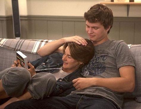 Hazel and augustus Hazel And Augustus, John Coffey, Fault In The Stars, Hazel Grace Lancaster, Augustus Waters, John Green Books, Ansel Elgort, Shailene Woodley, James Cameron