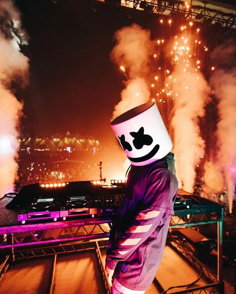 Marshmello Face, Marshmallow Pictures, Marshmello Dj, Marshmello Wallpapers, Joker Photos, Murugan Wallpapers, Joker Hd Wallpaper, Edm Dj, Dj Images Hd