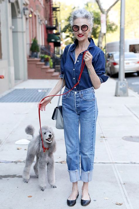 Linda Rodin Style, Sienna Miller, Mode Ab 50, 60 Fashion, Looks Jeans, Look Jean, People Clothes, Advanced Style, Ageless Style