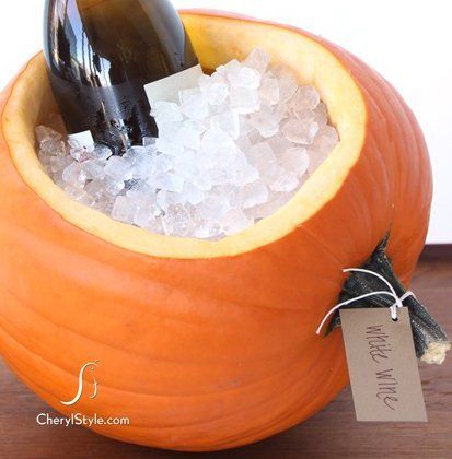 Carve your own pumpkin ice bucket for your Halloween party! Friendsgiving Dinner Party, Happy Home Fairy, Halloween Donuts, Thanksgiving Dinner Party, Thanksgiving Friendsgiving, Friendsgiving Dinner, Friendsgiving Party, Hosting Holidays, Fall Entertaining