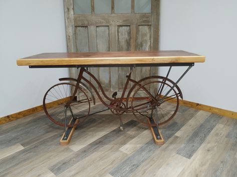 Bicycle Table Diy, Bicycle Table Ideas, Bicycle Table, Bicycle Bar, Diy Awning, Woodworking Projects Unique, Bicycle Decor, Farmhouse Side Table, Old Bicycle