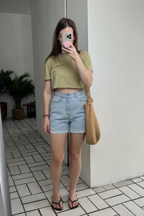 Ofnis Casual, Basic Everyday Outfits, Tita Fits, Shorts Casual Outfit, Denim Shorts Outfit, Simple Outfit, Shorts Outfit, Causual Outfits, Shorts Casual