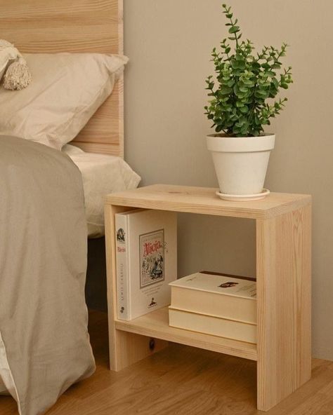 Bed Shelf Ideas, Ideas Con Madera, Woodworking Projects Furniture, Diy Nightstand, Simple Furniture, Diy Home Furniture, Diy Wood Projects Furniture, Decor Home Living Room, Night Stand