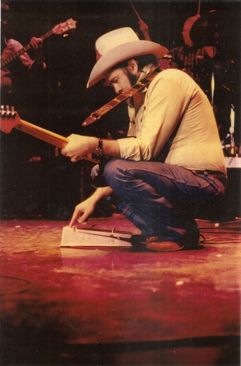 Roy Buchanan Roy Buchanan, Beatles Guitar, Martin Guitars, Martin Guitar, Eric Clapton, Ringo Starr, George Harrison, Soul Music, Guitar Player