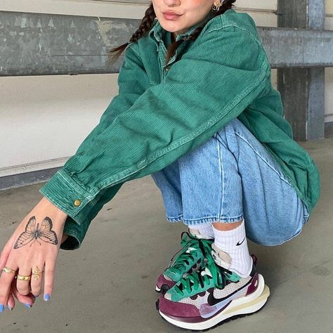 Sacai Outfit, Jordan Yeezy, Nike Sacai, Chill Fits, Corduroy Jacket, Nike Outfits, Fashion Shoot, Nike Jordan, Sneaker Head