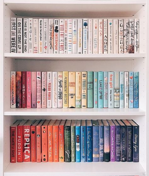 #shelfie #colorcodedbookshelf #rainbowbookshelf #books Books In Bookshelves, Bookshelves By Color, How To Organize Your Books, Nerdy Bookshelf, Colorful Bookshelves, Colorful Books, Lots Of Books, Bookshelf Inspiration, Dream Library