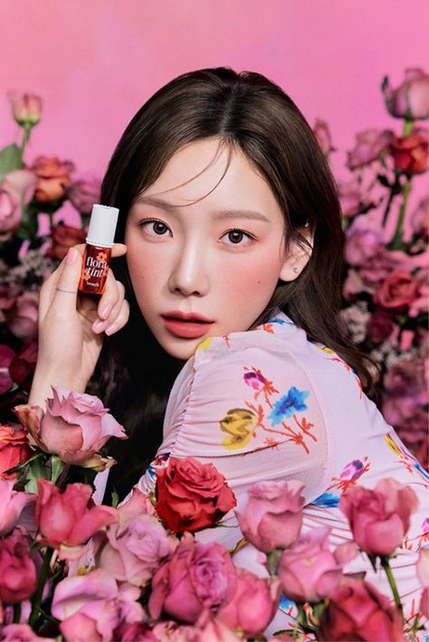 Ending Fairy, Kpop Random, Kim Taeyeon, Kim Tae Yeon, Snsd Taeyeon, Benefit Cosmetics, New Instagram, Girls Generation, K Idols