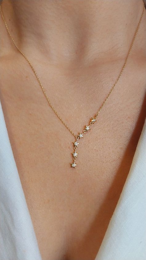 Gold Star Necklace, Necklace Star, Star Necklace Gold, Star Charm Necklace, Family Necklace, Diamond Star, Gold Star, Star Charms, Dainty Necklace