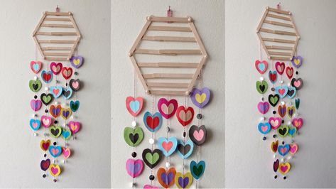 Popstick Craft, Popsicle Stick Crafts For Adults, Easy Popsicles, Diy Room Decor Ideas, Hanging Craft Ideas, Hanging Craft, Stick Crafts, Video L, Wall Hanging Crafts