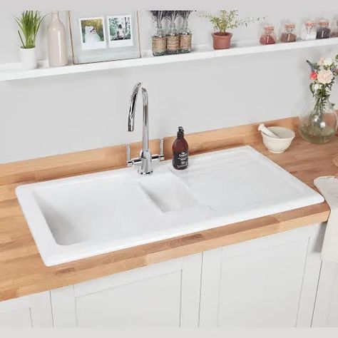 White Kitchen Sink Ideas, Best Sinks For Kitchen, Ceramic Sink Kitchen, Kitchen Paneling, Rustic Kitchen Sinks, White Ceramic Kitchen Sink, Ceramic Kitchen Sink, Ceramic Kitchen Sinks, White Kitchen Sink