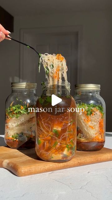 Carleigh Bodrug on Instagram: "💖🌱🥰MASON JAR SOUP. Your new fav easy, delicious and nourishing meal prep for the work week (vegan, too)! Full recipe as always can be found by googlin’ PlantYou mason jar soup 😉 love y’all - carleigh 💖 . #soup #recipe #easy #recipes #plantbased #mealprep #foodprep #plantbaseddiet #plantbasedfood #healthy #healthyrecipe #healthyrecipes #vegan #veganfood" Instant Ramen Noodle Recipes Mason Jars, Soup Jars Recipes, Instant Soup In A Jar, Soups In A Jar, Mason Jar Noodles, Plantbased Mealprep, Jar Soup, Mason Jar Soup, Carleigh Bodrug