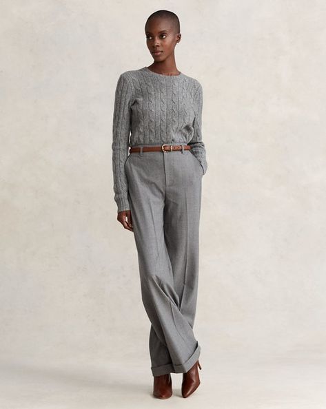 Cashmere Sweater Outfit, Fall Outfit Ideas For Women, Cable Knit Sweater Outfit, Knit Sweater Outfit, Cozy Sweater Dress, Grey Cable Knit Sweater, Flattering Outfits, Cashmere Outfits, Stylish Fall Outfits