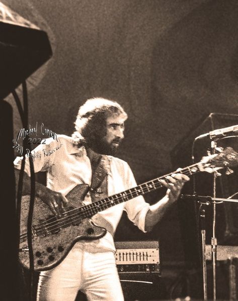 John McVie, on tour with Fleetwood Mac, in Louisville, Kentucky, September 21, 1977. For more, see this link address: https://michaelconen.wordpress.com/2024/06/01/where-were-you-fleetwood-mac-at-freedom-hall-in-louisville-kentucky-september-21-1977/ #wherewereyou? #michaelconen #canonae1 #johnmcvie #fleetwoodmac Fleetwood Mac The Chain, Fleetwood Mac Mystery To Me, Fleetwood Mac Tusk, Fleetwood Mac Performing, John Mcvie, Canon Ae 1, Big Crush, September 21, Louisville Kentucky